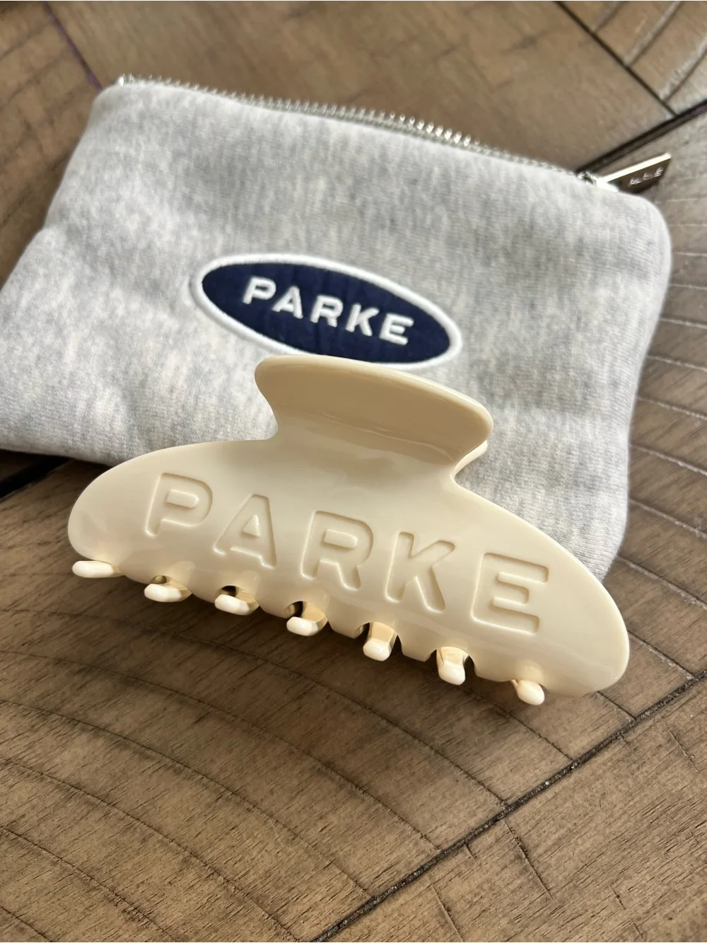 PARKE Cream Hair Claw Clip – Everyday Grip